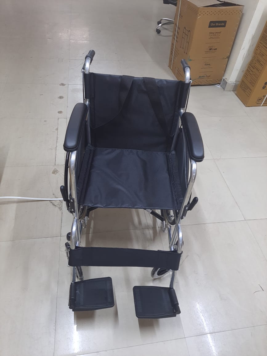 Black Basic Wheelchair in Noida
